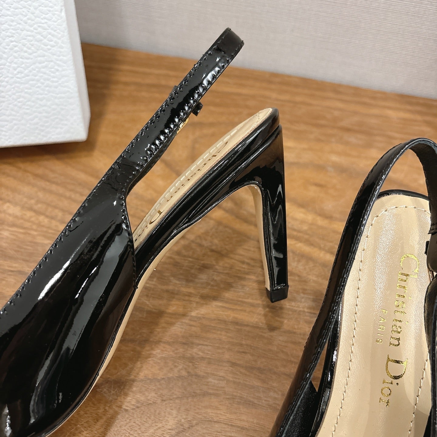 CD Diorissimo Slingback 80mm Black Patent Leather 541250