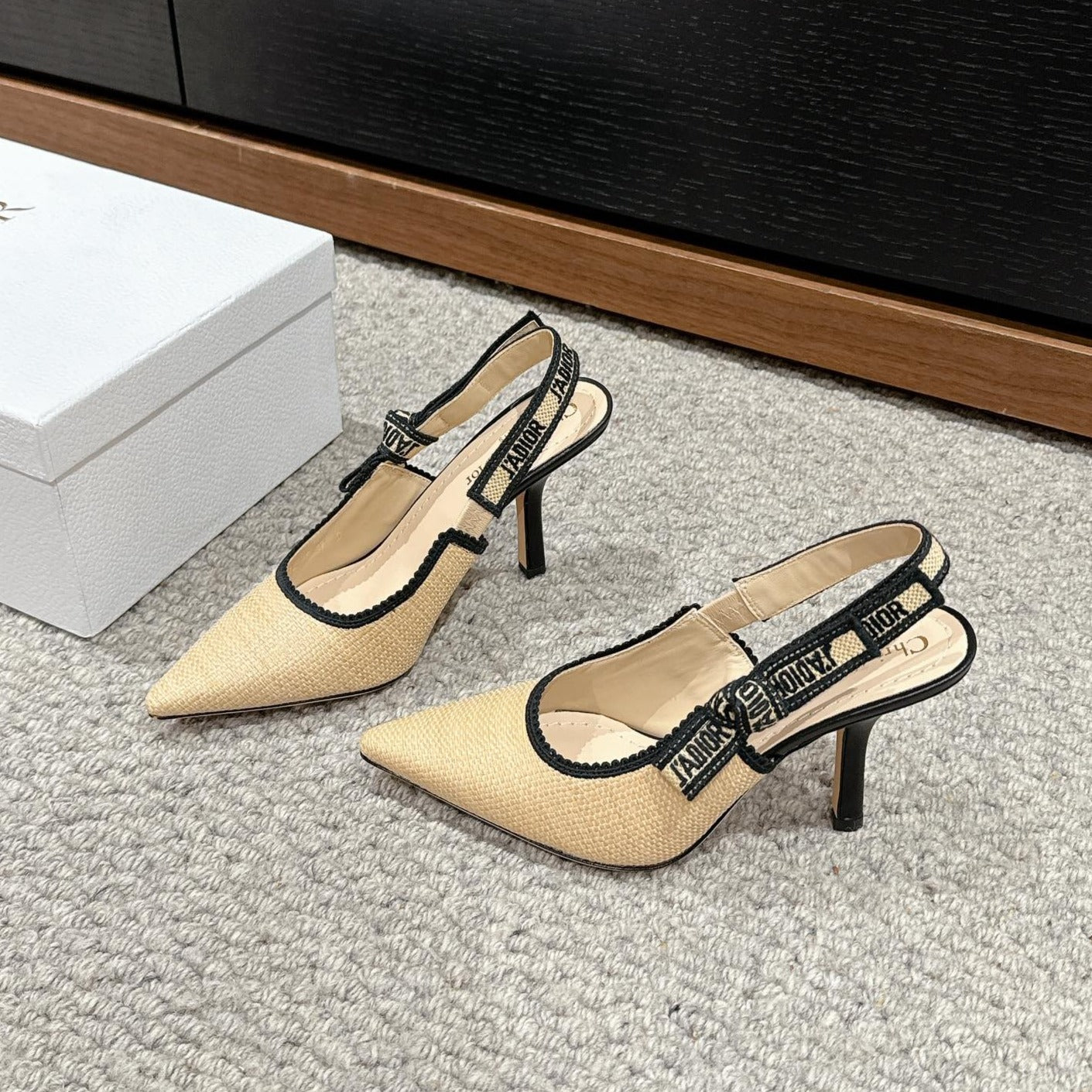 cd slingback 100 beige raffia lambskin