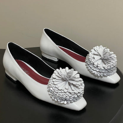 CC 26 Flower-shaped Ballet Flat White Sheepskin 593167
