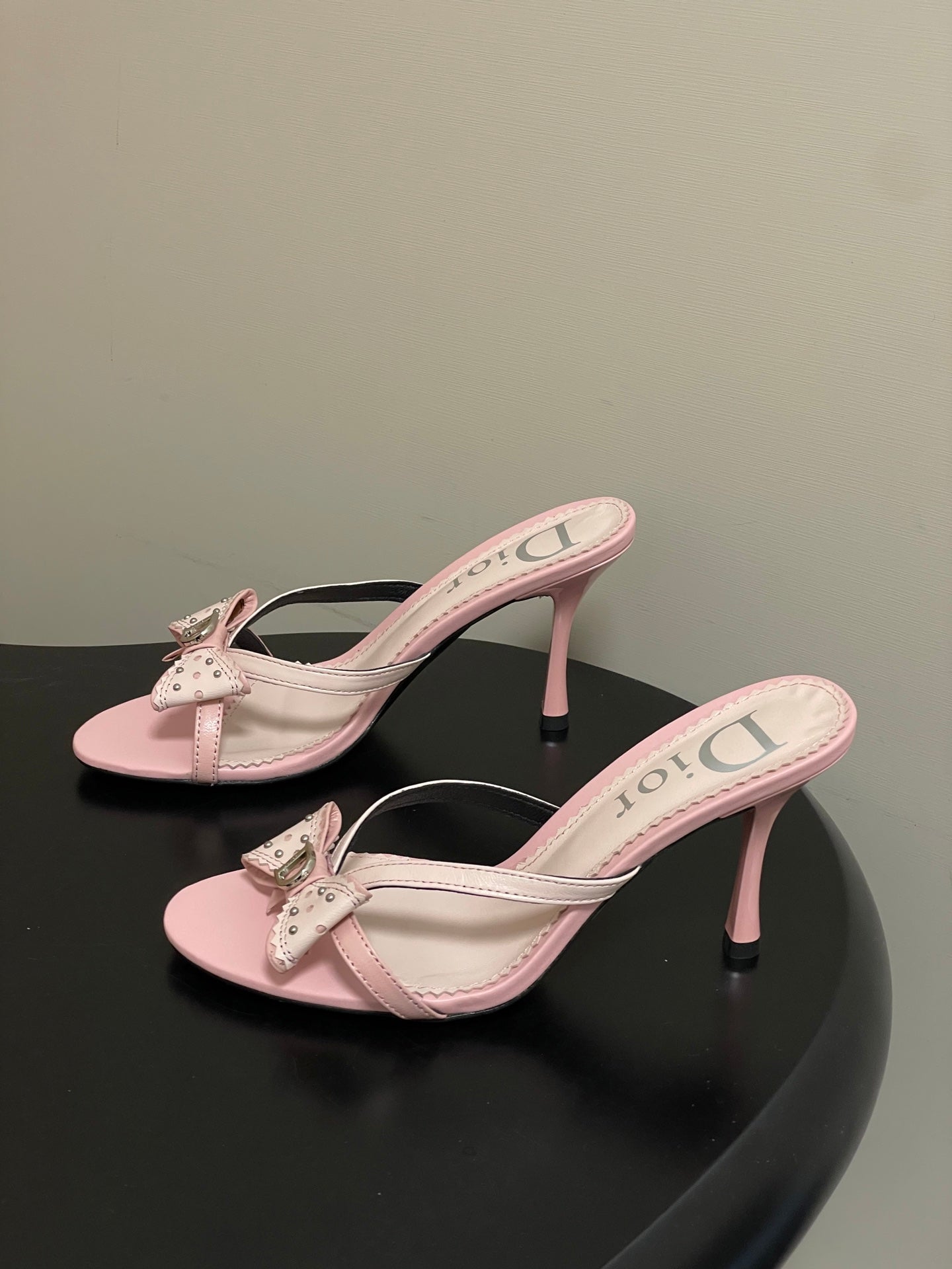 CD 26SS D'Trick Heeled Sandal 10cm Powder Pink Bow Detail Sheepskin 632579