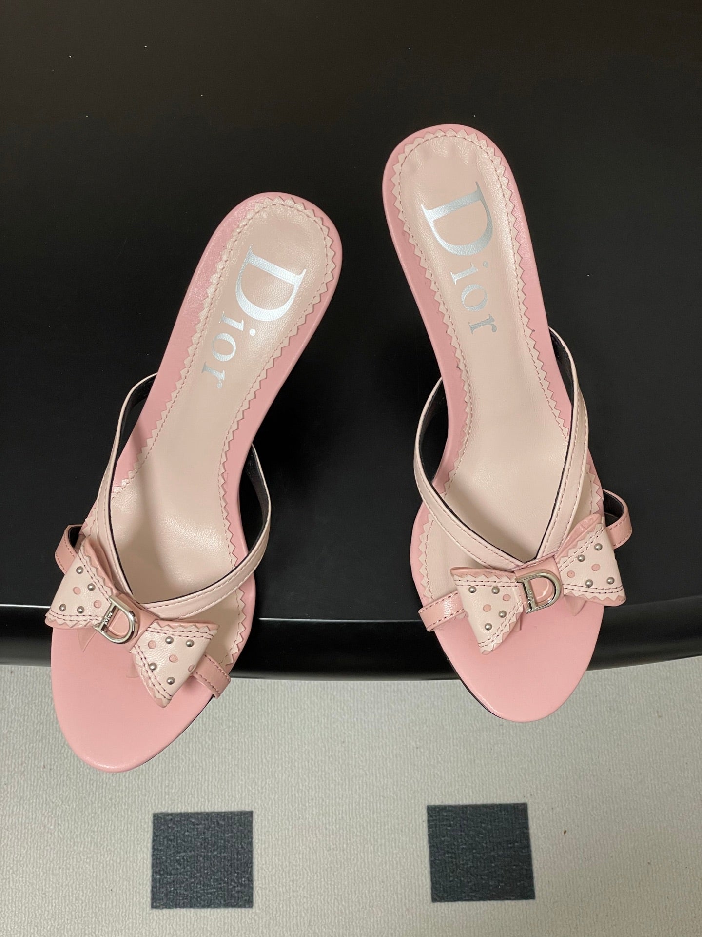 CD 26SS D'Trick Heeled Sandal 10cm Powder Pink Bow Detail Sheepskin 632579