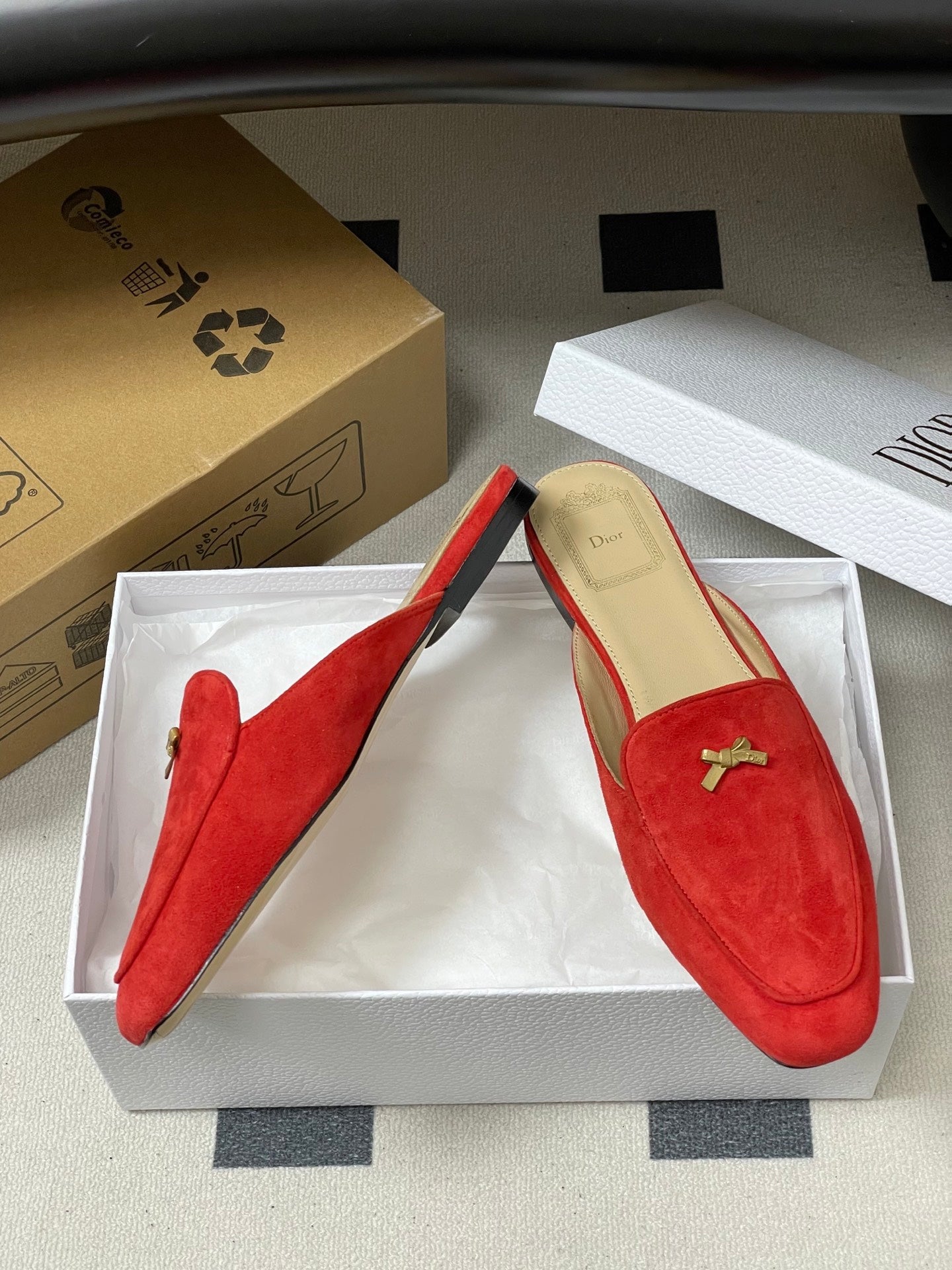 CD 26 Baby Bow Flat Mule Red Cowhide Sheepskin Suede 632591
