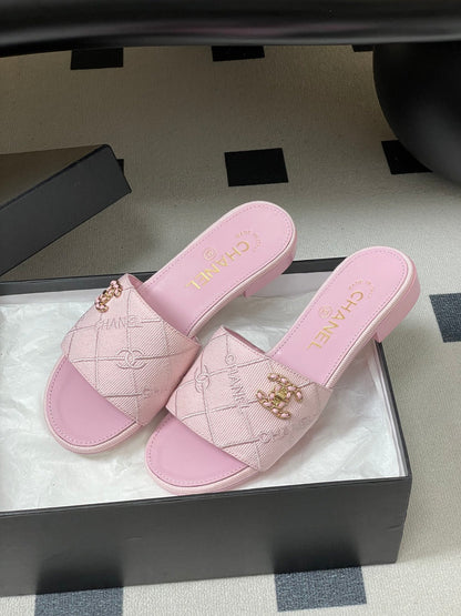 CC 26s Flat Sandals Pink Canvas Sheepskin Double C 649509