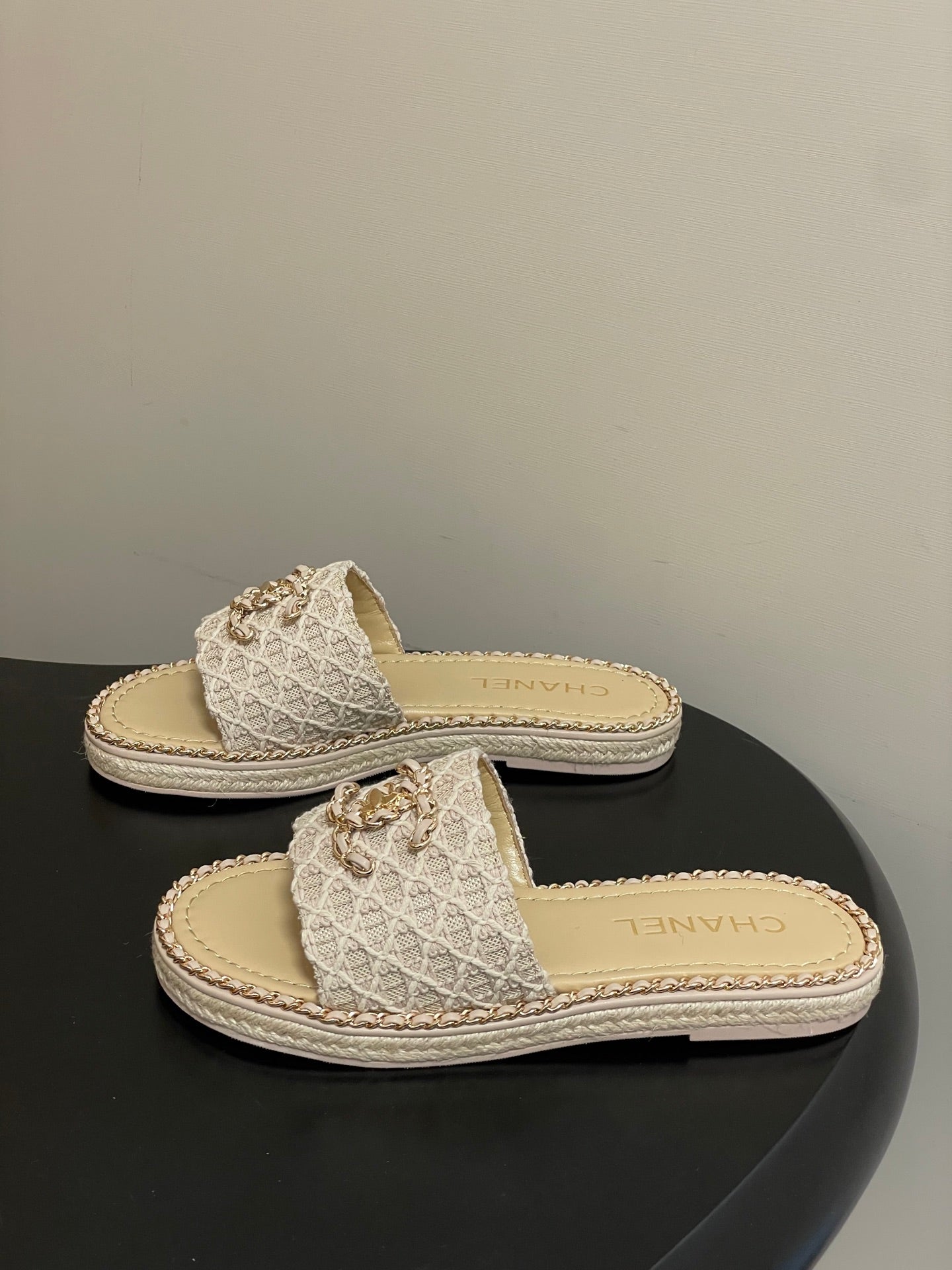 CC 26s Flat Slippers Beige Gold Fabric Sheepskin 649484