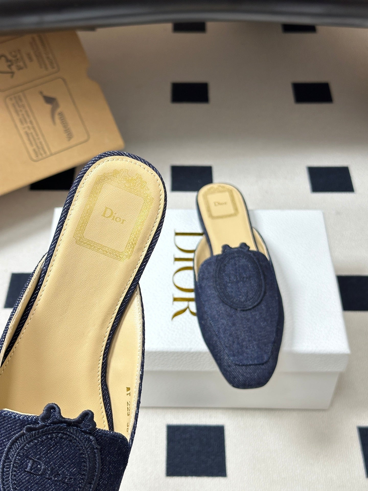 CD Médaillon Mule Dark Blue Denim 834919