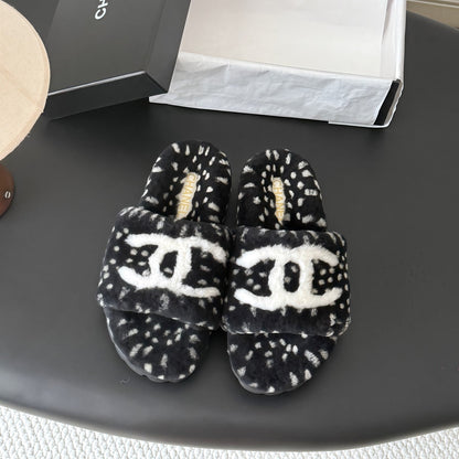 CC 26s Slides Black White Dalmatian Print Shearling 969710