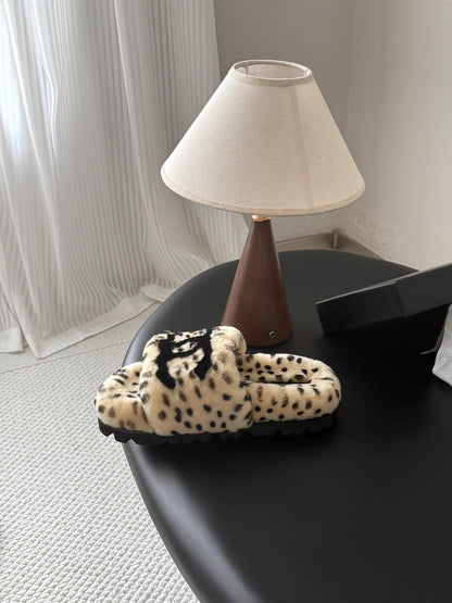 CC 26s Slides Black Beige Dalmatian Print Shearling 969713