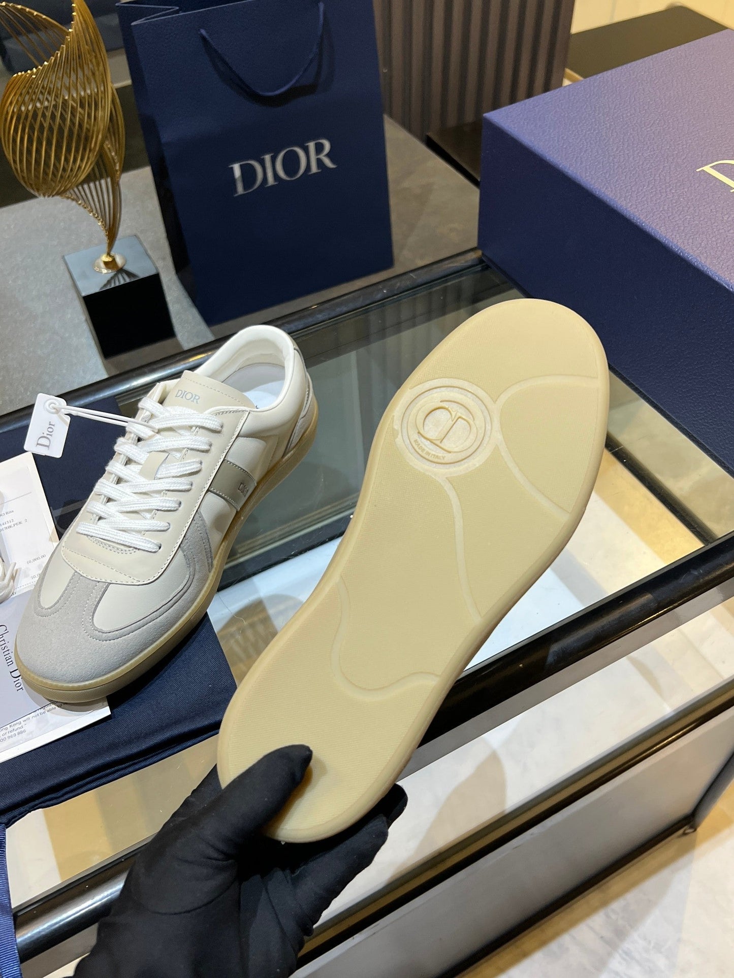 CD 26s B01 Matchpoint Sneaker White Grey Calfskin Suede 924614