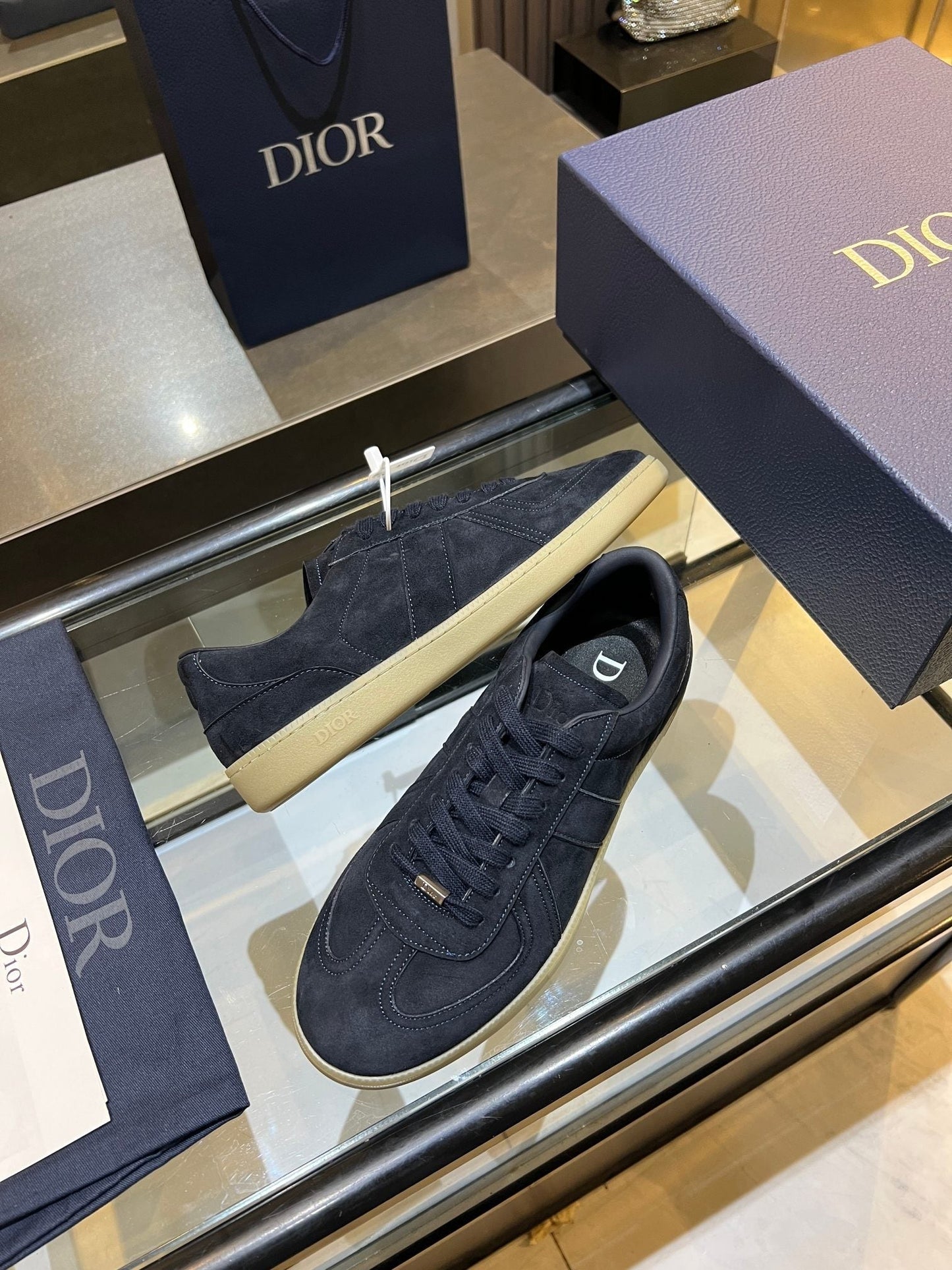 CD 26s B01 Matchpoint Sneaker Dark Blue Suede 924618