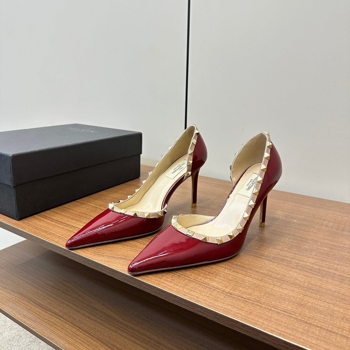 Valentino Red Rockstud D'Orsay Pumps 95mm Cowhide 989893