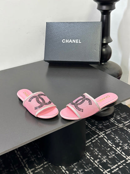 CC 2026 Slippers Pink Black Mesh Sheepskin 668147
