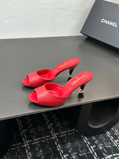 CC 26s Sandal Red Sheepskin 832568