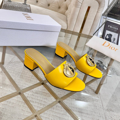 CD 26s Médaillon Buckle Slides 5cm Yellow Lambskin 927392