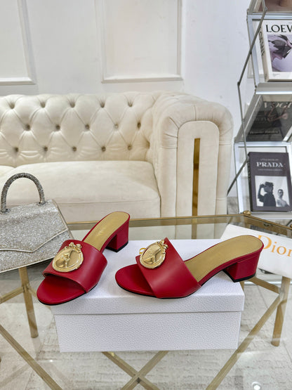 CD 26s Médaillon Buckle Slides 5cm Red Lambskin 927387