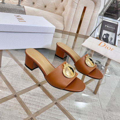 CD 26s Médaillon Buckle Slides 5cm Brown Lambskin 927379