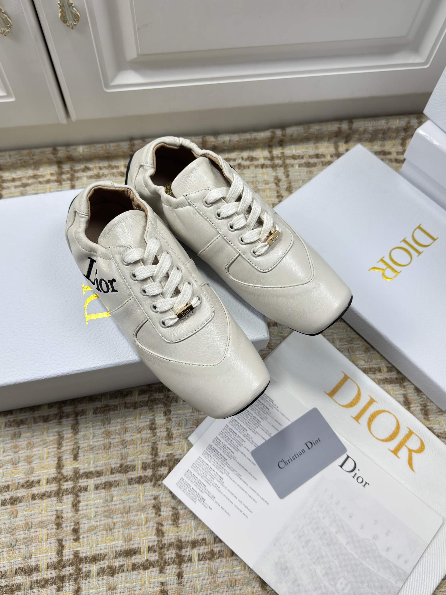 CD 26s Cœur Sneaker Off White Leather 695459