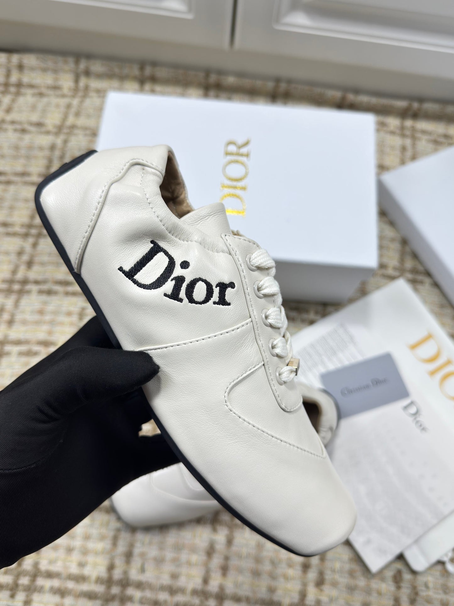 CD 26s Cœur Sneaker Off White Leather 695459