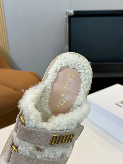CD Dioract Slide Grey Suede And Fleece Lining