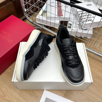 Gumboy Calfskin Sneaker Black 990115
