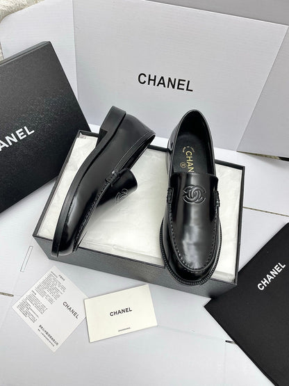 CC 26s Double C Loafers Black Calfskin 645307