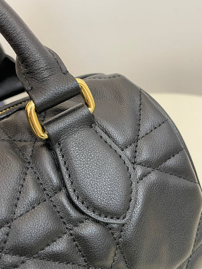 cd groove 20cm black calfskin gold hardware
