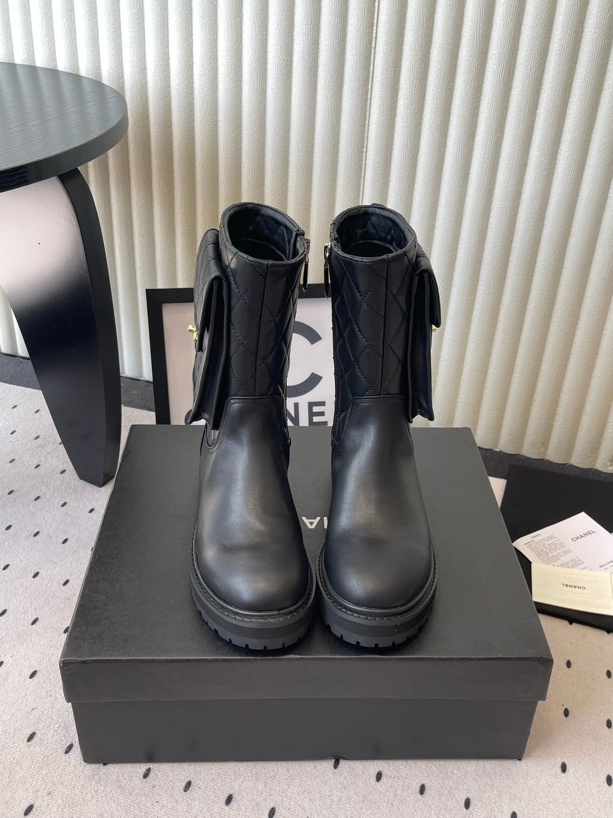 CC 26s Pouch Quilted Boots 3cm Black Leather 105716