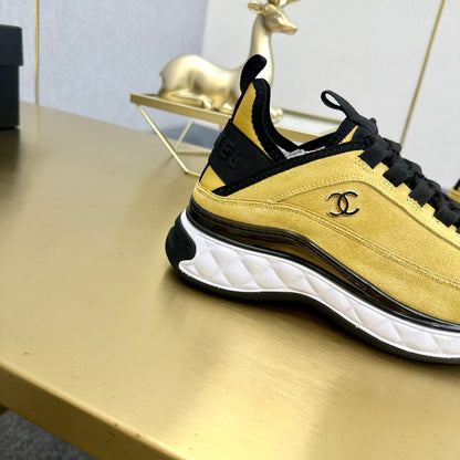 CC 26s Low-Top Chunky Sneakers Yellow Suede Mesh Textile 980822