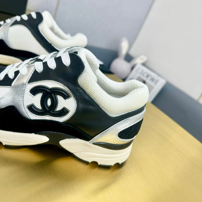 CC 26s Metallic Casual Sneakers Black White Mesh Leather 981006