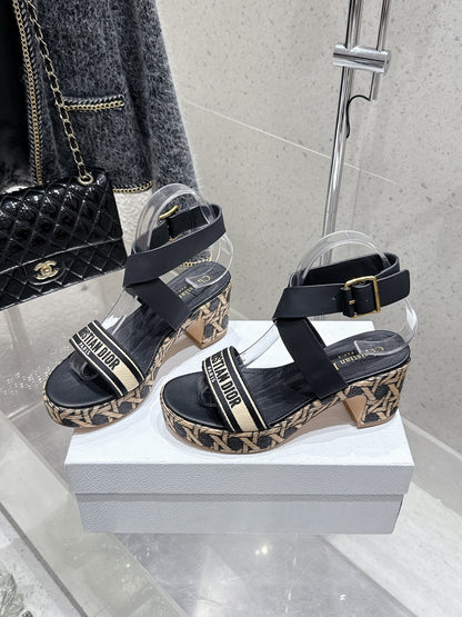 CD 26s Platform Sandal 70 Black Cowhide 636361