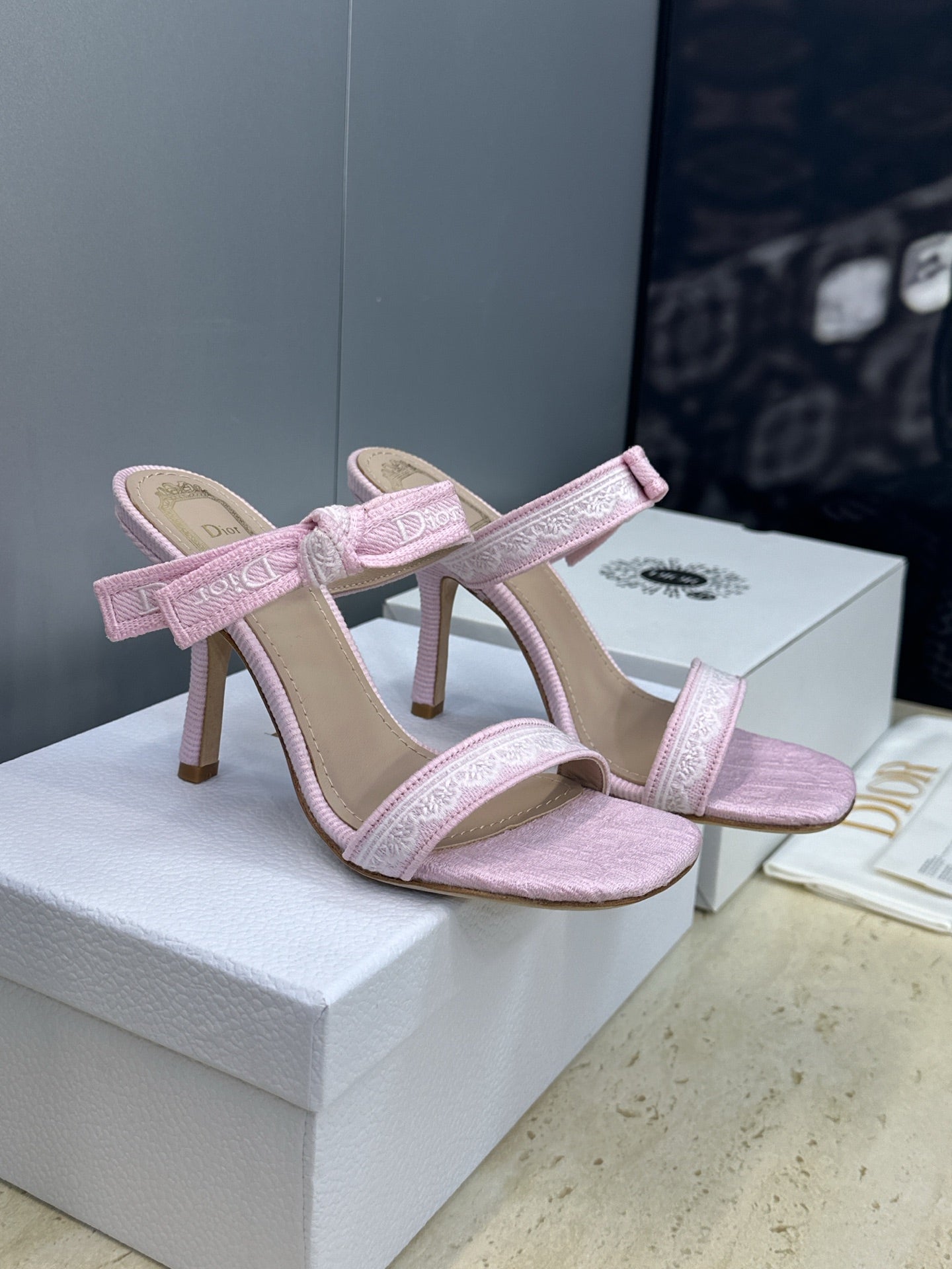 CD 26s Heeled Sandal 10cm Light Pink Beige Leather Fabric 633069