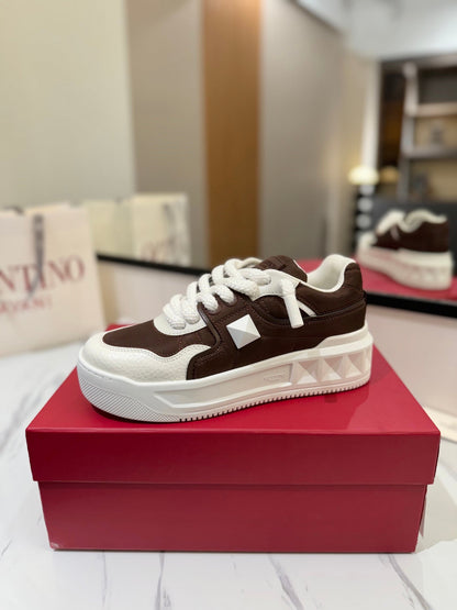 VT 25 One Stud Sneaker Brown Cowhide 341088