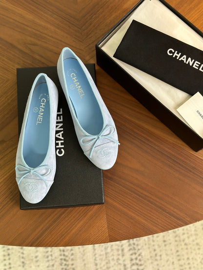 CC 26s Ballet Flat Light Blue Suede 938180