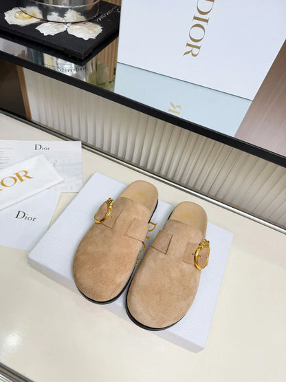 Dior 2026 Medaillon Buckle Mule Suede 911606
