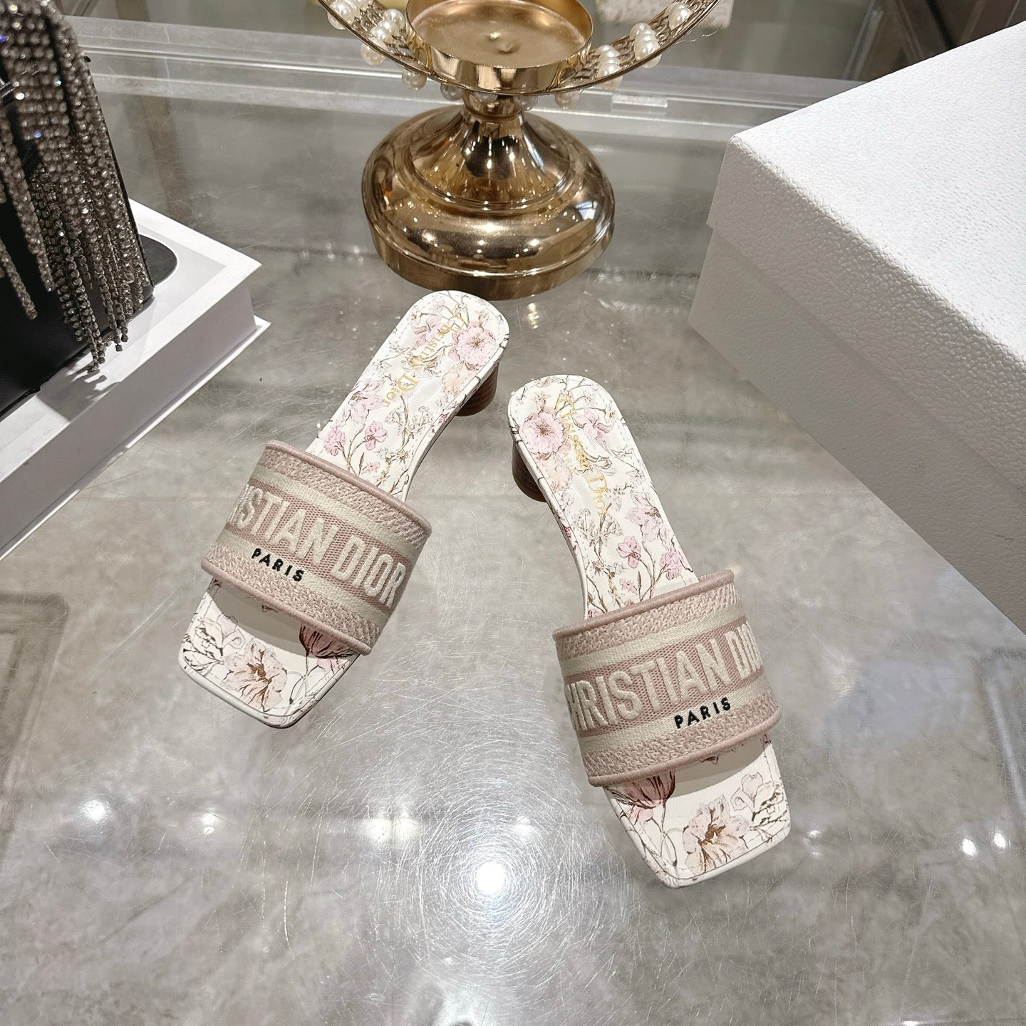 CD 26 Embroidered Sandals 45mm Beige Flower Canvas 592242