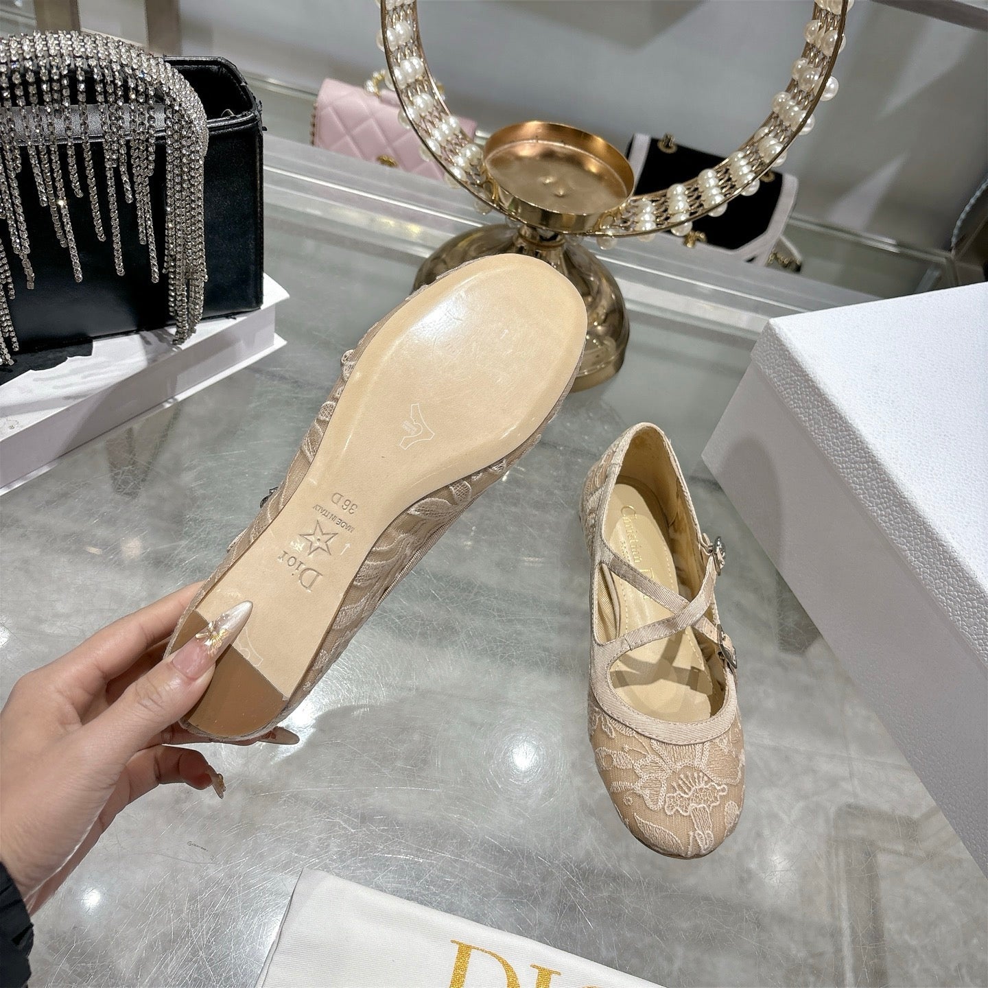 CD Very Ballet Flat Beige Lace 679840