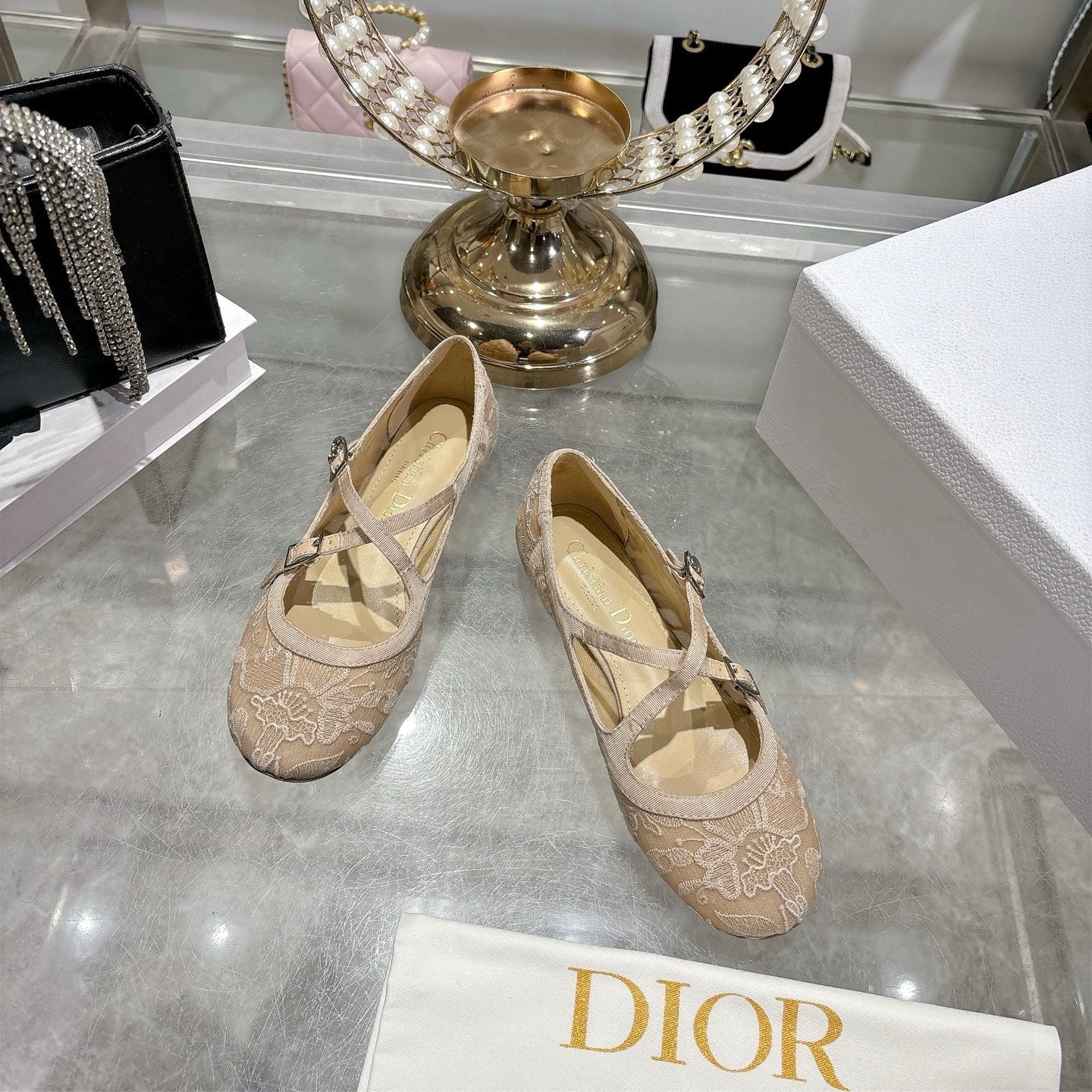 CD Very Ballet Flat Beige Lace 679840