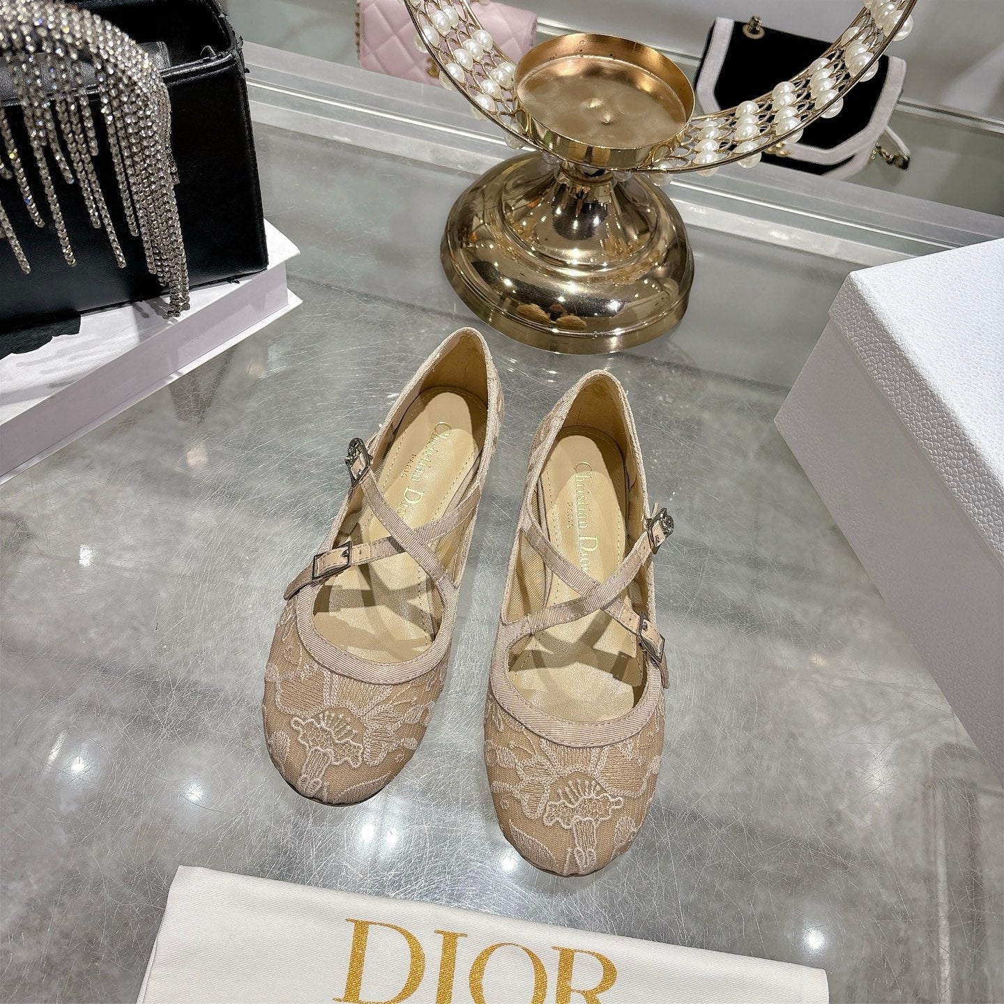 CD Very Ballet Flat Beige Lace 679840