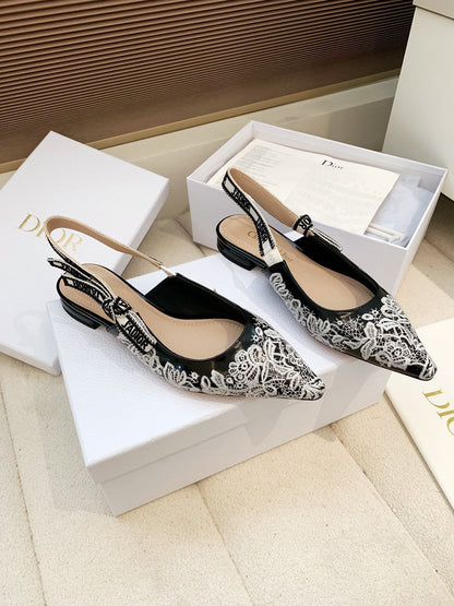 CD 26s J'Adior Jacquard Embroidered Slingback 1.5 Black Patent Leather 614927