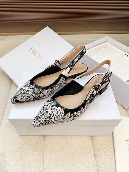 CD 26s J'Adior Jacquard Embroidered Slingback 1.5 Black Patent Leather 614927