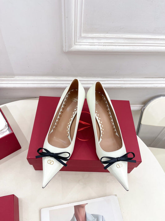 VT 25 Bepointy Pump 8cm White Lambskin 325521