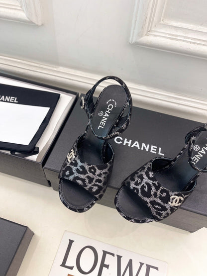 CC 26s Métiers d'Art Mary Jane Sandals 9cm Sliver Leopard Glitter Fabric Leather 946928