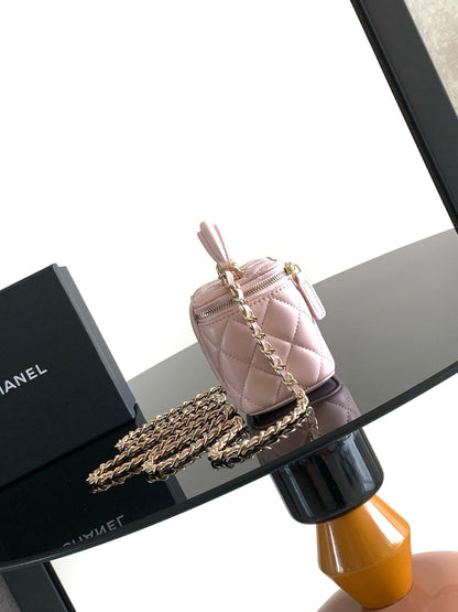 Chanel 2026 Chain Handle Makeup Bag 11cm Lambskin