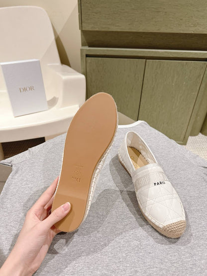 CD 26s Loafers Embroidery Beige Black Cowhide 653265
