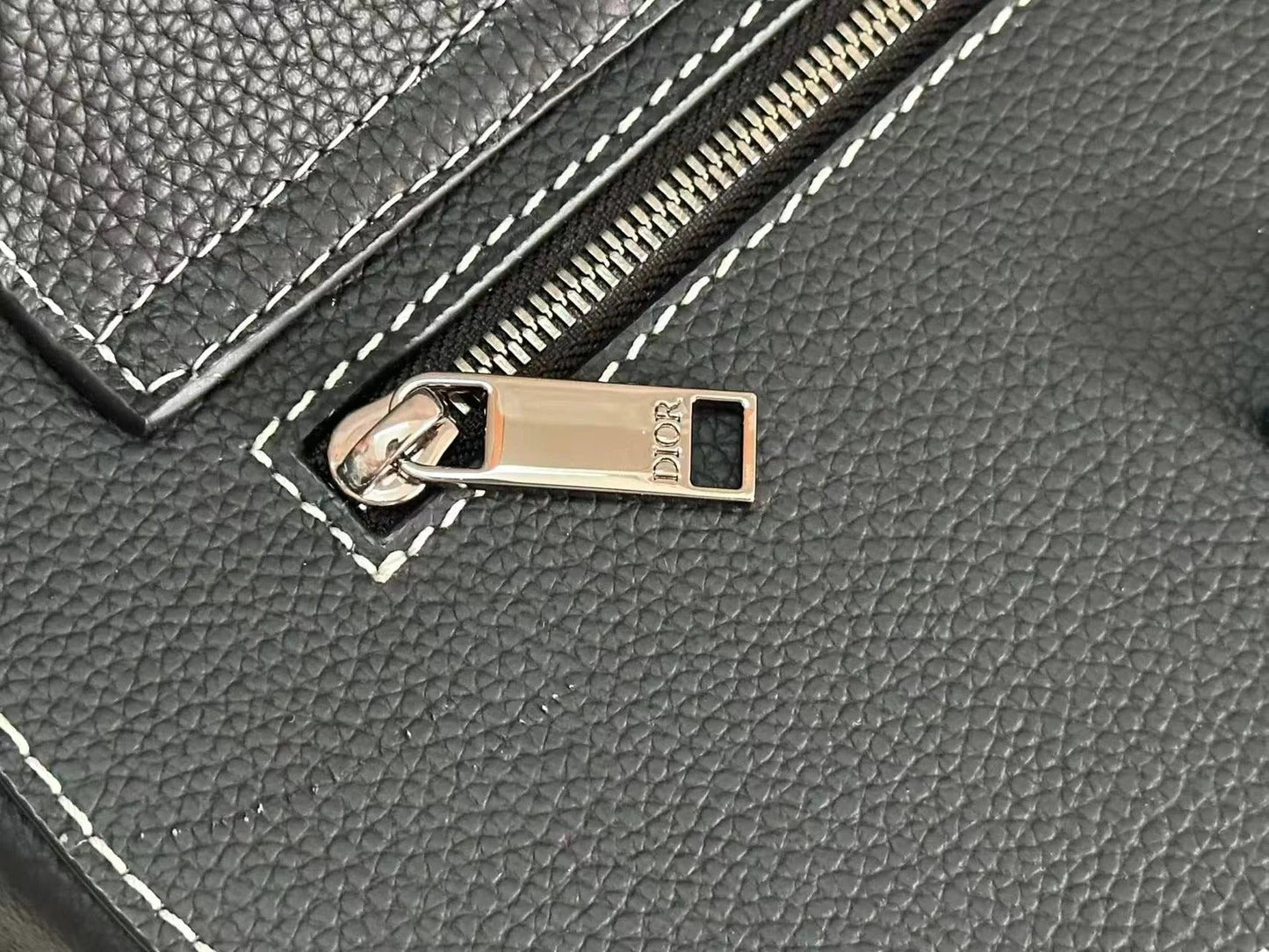 CD Gallop Sling Bag Black Grained Calfskin