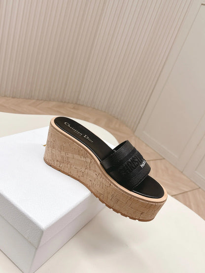 CD 26s Platform Sandals 85 Black Cowhide 643779