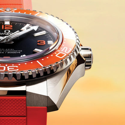 Seamaster Planet Ocean 600M 42mm - Black and Orange on Orange Rubber Strap
