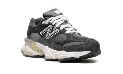 9060 "Black Phantom / Charcoal" U9060BLC