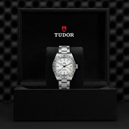 Black Bay Pro GMT 39mm - Opaline on Bracelet