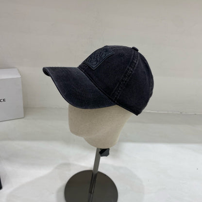 LOEWE baseball cap