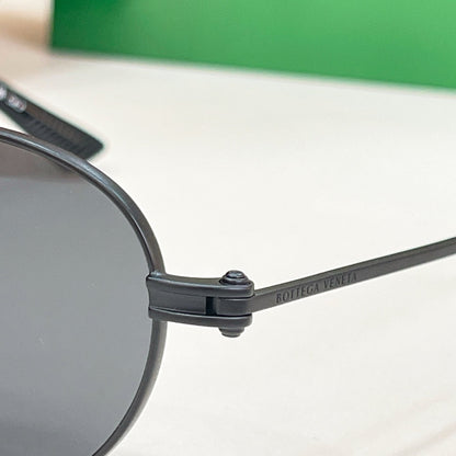 BOTTEGA VENETA Sunglasses BV1382S